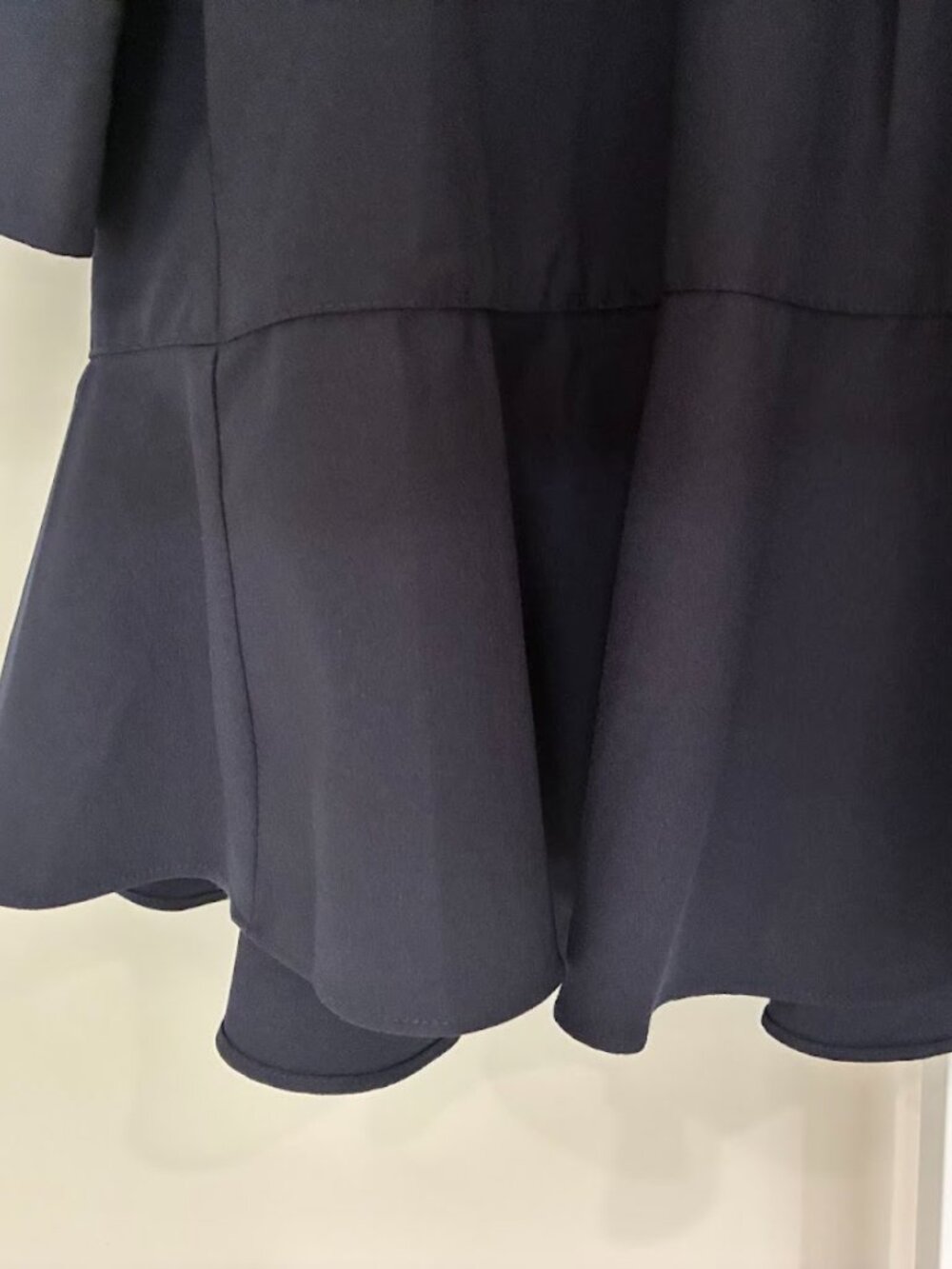 Tuckernuck Navy Blue Callahan Shirt Dress Size Large Ruffle Hem Long Sleeve NWOT - Picture 6 of 8
